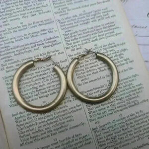 Vintage gold tone hoops  earrings